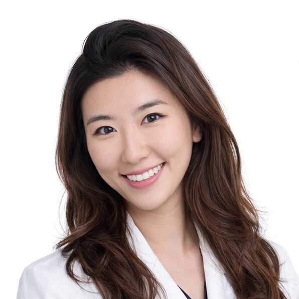 Carmen Ng, L.E.